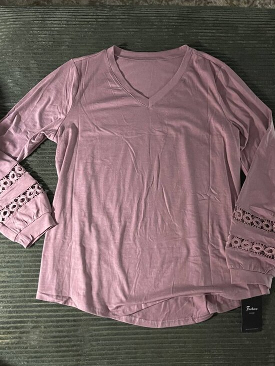 Women's long-sleeve V-neck top Size L - Picture 2 of 10